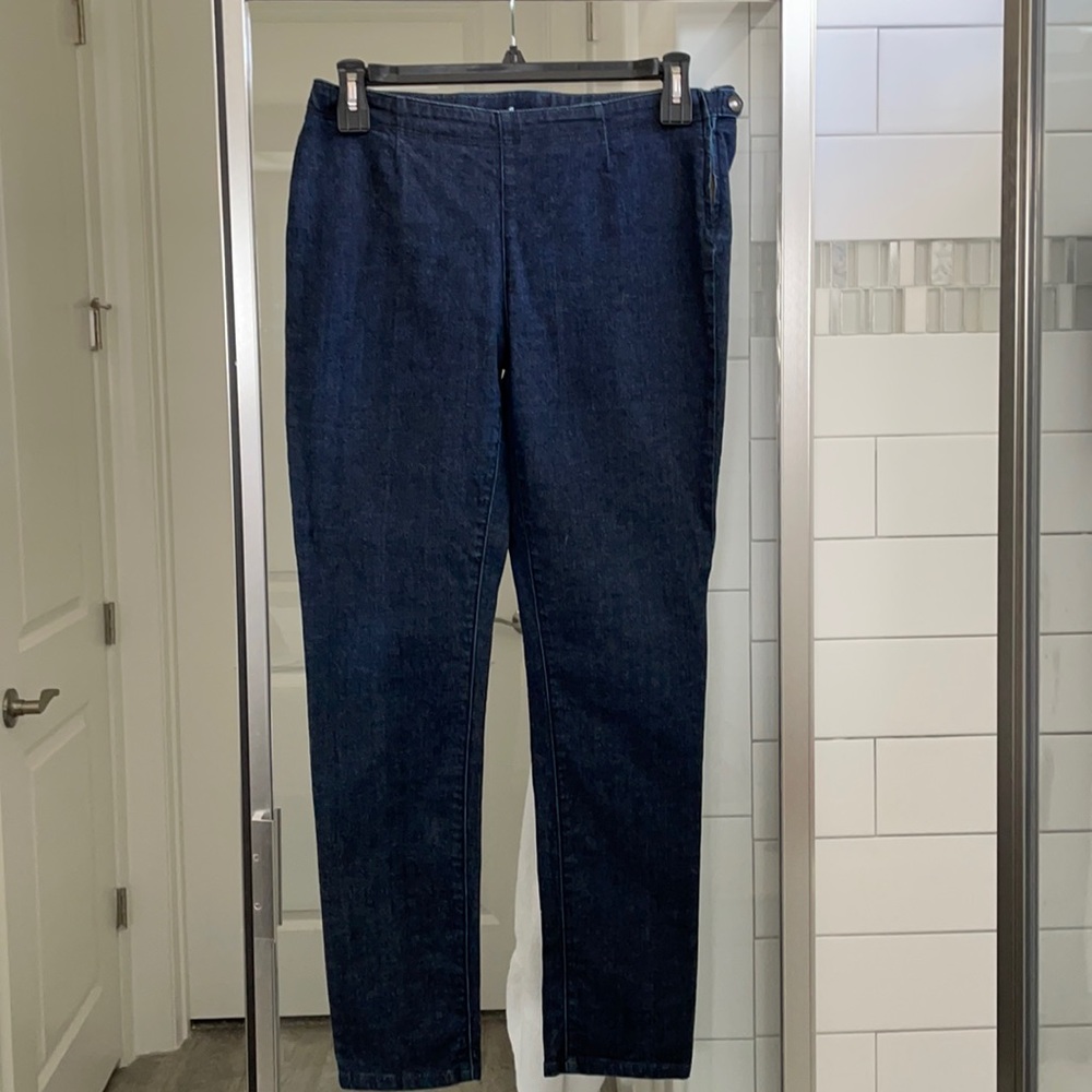 Side zipper skinny leg dark blue jeans